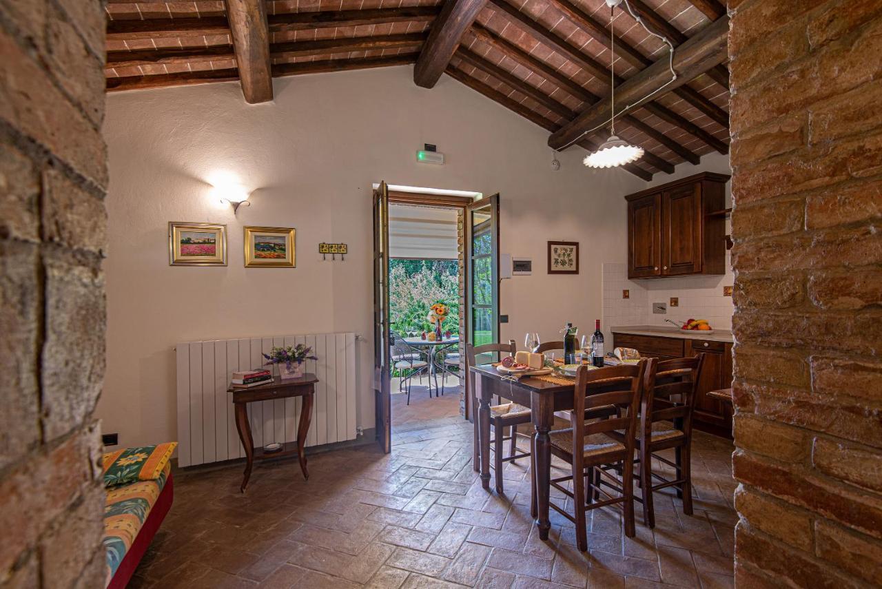 Agriturismo Casavaiano Gambassi Terme Exterior foto
