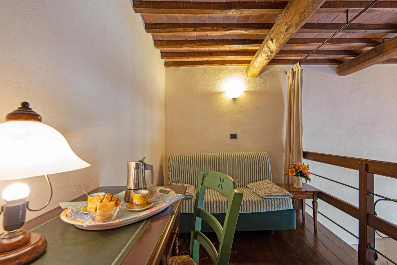 Agriturismo Casavaiano Gambassi Terme Exterior foto
