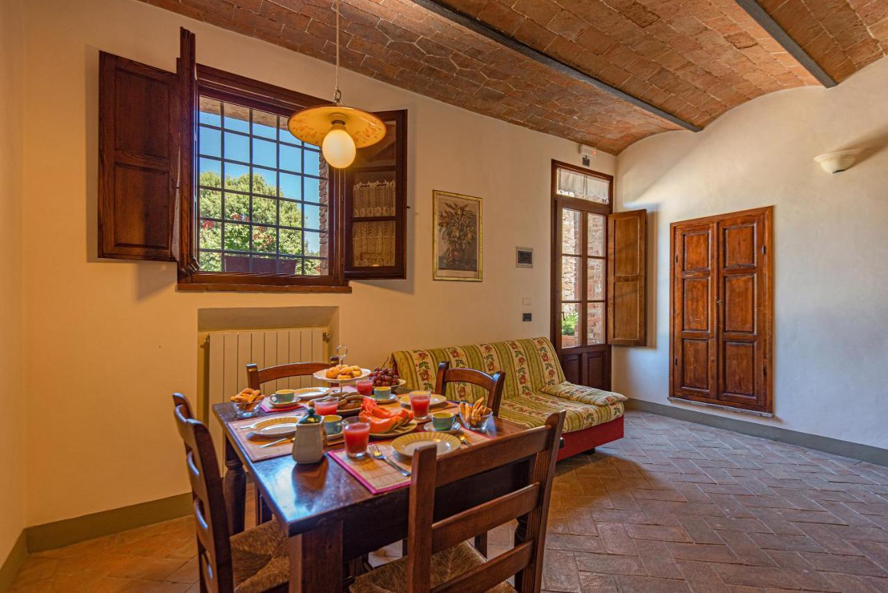 Agriturismo Casavaiano Gambassi Terme Exterior foto